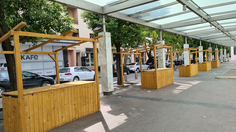 Štandovi za prodaju polovnih udžbenika od danas  na Trgu nezavisnosti