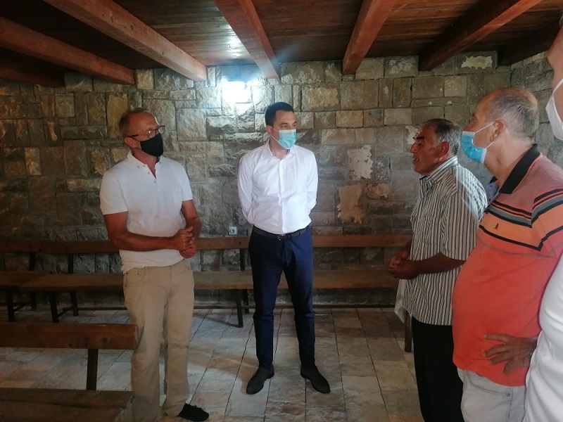 Vuković u Komanima i Gornjoj Lješanskoj nahiji: Nastavićemo da ulažemo u infrastrukturni razvoj ovih krajeva
