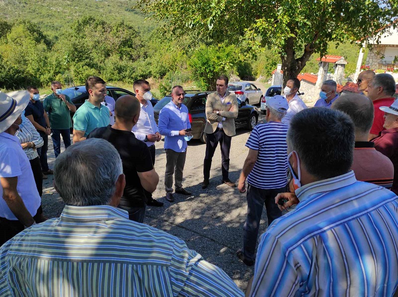 Vuković u Komanima i Gornjoj Lješanskoj nahiji: Nastavićemo da ulažemo u infrastrukturni razvoj ovih krajeva