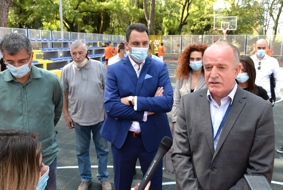 Završena rekonstrukcija košarkaškog igrališta u Njegoševom parku; Novi izgled kultnog mjesta podgoričkog sporta