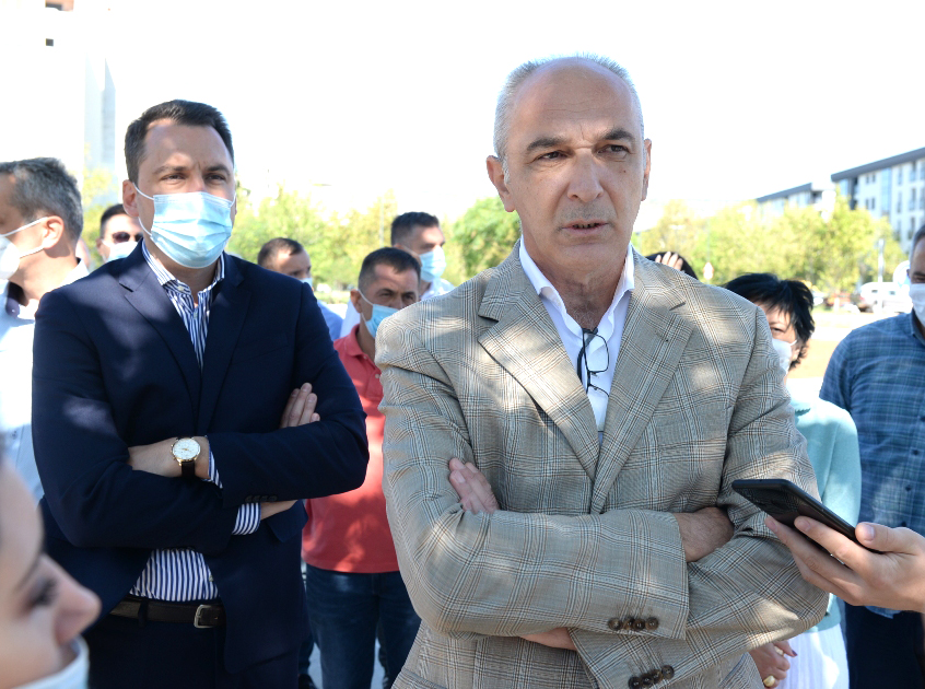 Podgorica dobila još jedan kružni tok: Završena izgradnja kružne raskrsnice ulica Meše Selimovića i Blaža Jovanovića