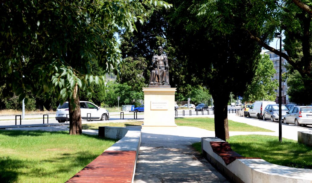 Podgorica uskoro dobija novu pješačku zonu ispred Gimnazije “Slobodan Škerović”