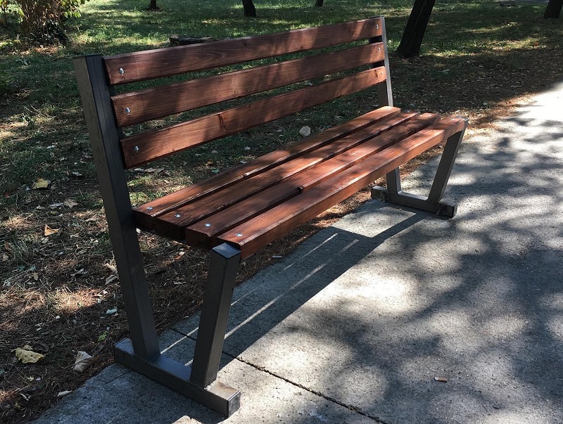 Obnovljen mobilijar na Bulevaru Revolucije