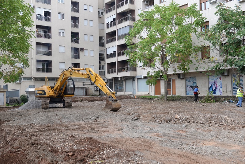 Počeli radovi na uređenju parkinga u Dalmatinskoj ulici