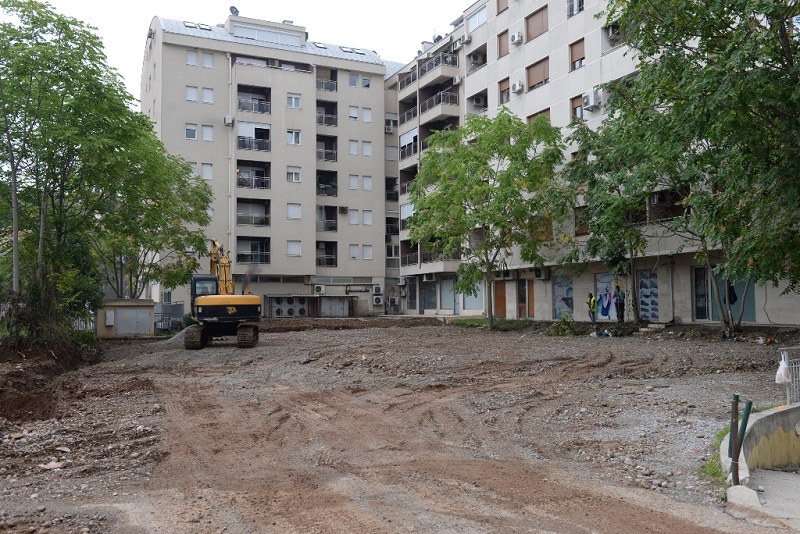 Počeli radovi na uređenju parkinga u Dalmatinskoj ulici