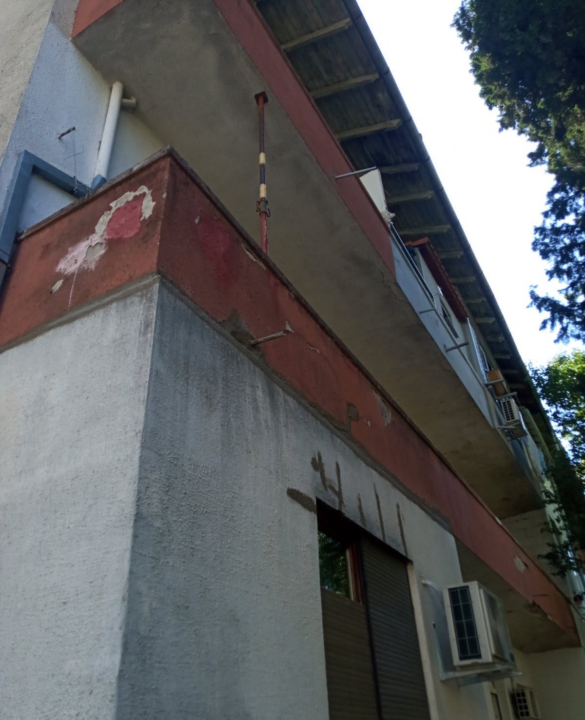 Na Bulevaru Ivana Crnojevića uspješno se realizuje akcija Za ljepše lice Podgorice