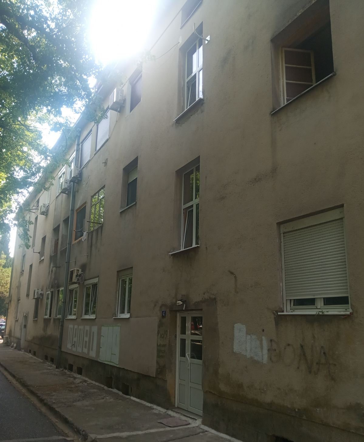 Na Bulevaru Ivana Crnojevića uspješno se realizuje akcija Za ljepše lice Podgorice