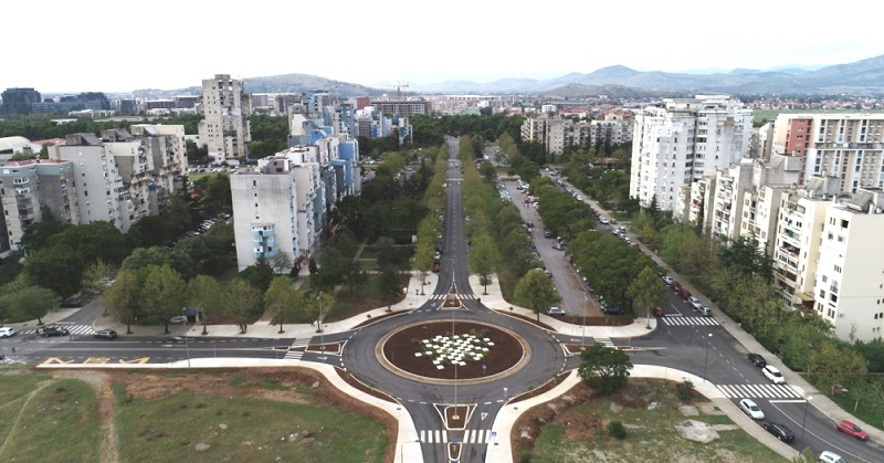 Pejzažno uređen novi kružni tok u Bloku V