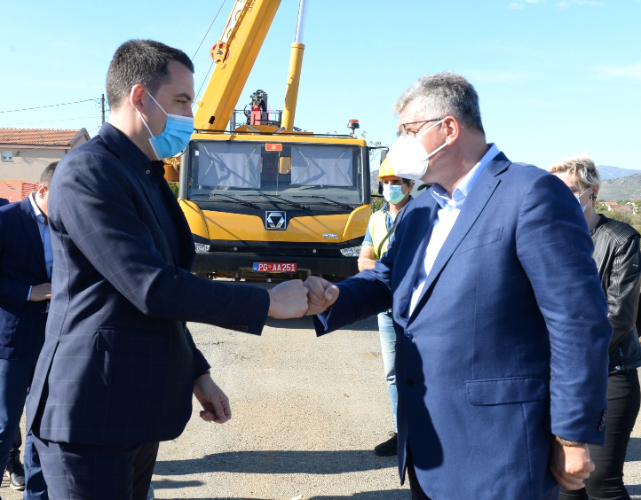 Vešović: Zadovoljni smo dinamikom gradnje djelova sistema za sakupljanje otpadnih voda,  uskoro i javni poziv za izgradnju postrojenja
