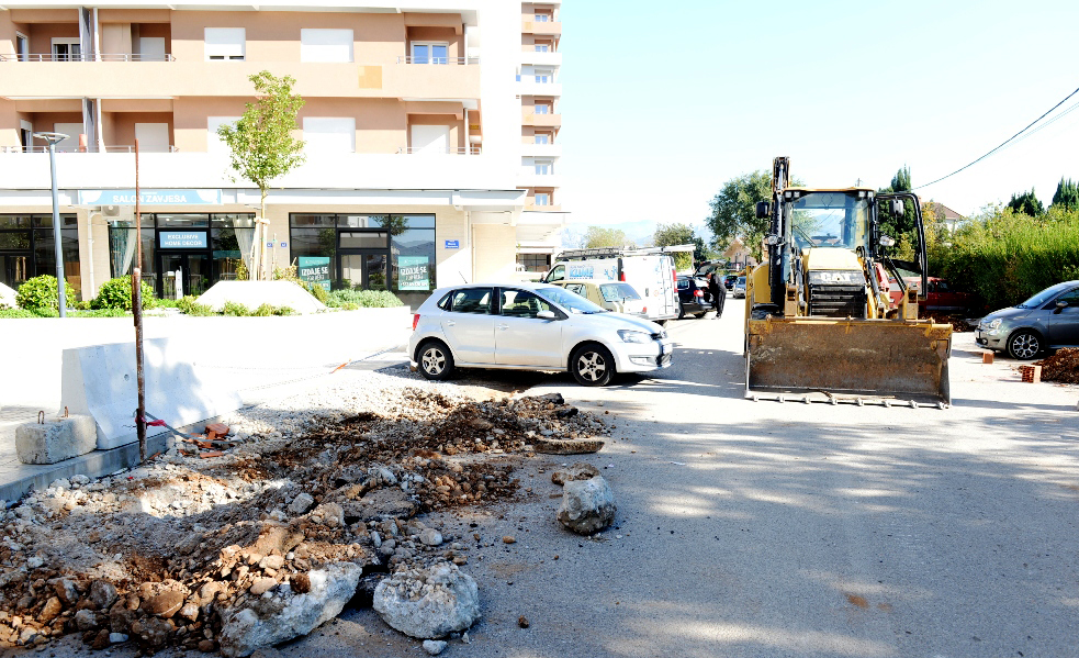 Počeli radovi na rekonstrukciji Ulice Arsenija Boljevića vrijedni oko 400.000 eura
