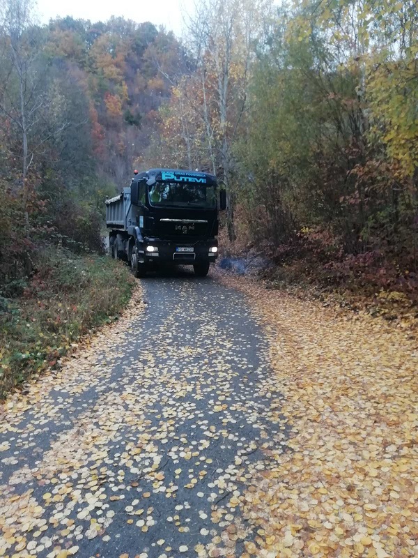 Počeli radovi na sanaciji putnog pravca Nožica-Brskut