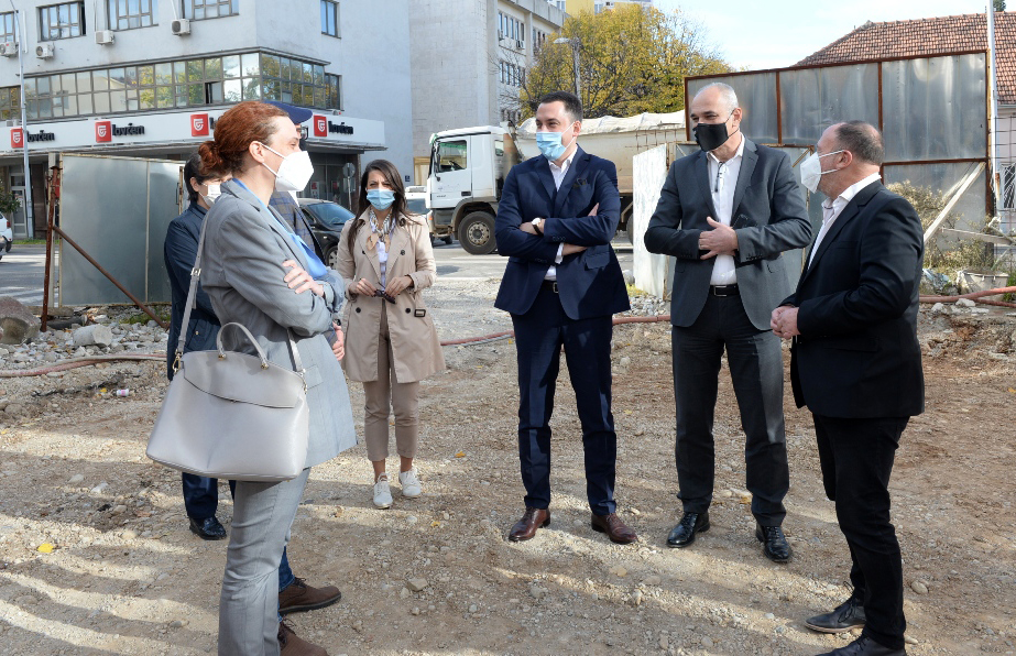 Vuković: Građevinski radovi na zgradi Gradskog pozorišta biće završeni do kraja godine