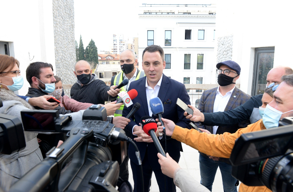 Vuković: Građevinski radovi na zgradi Gradskog pozorišta biće završeni do kraja godine