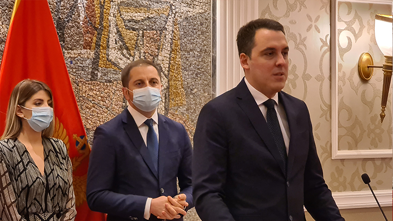 Nova škola u Tološima poklon porodice Ubović i kompanije Bemax Podgorici