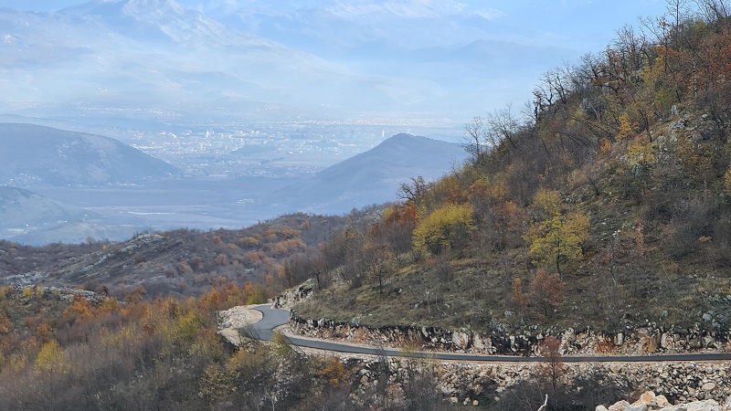 Završeno asfaltiranje putnog pravca Komani-Barjamovica u dužini od 6,5 km