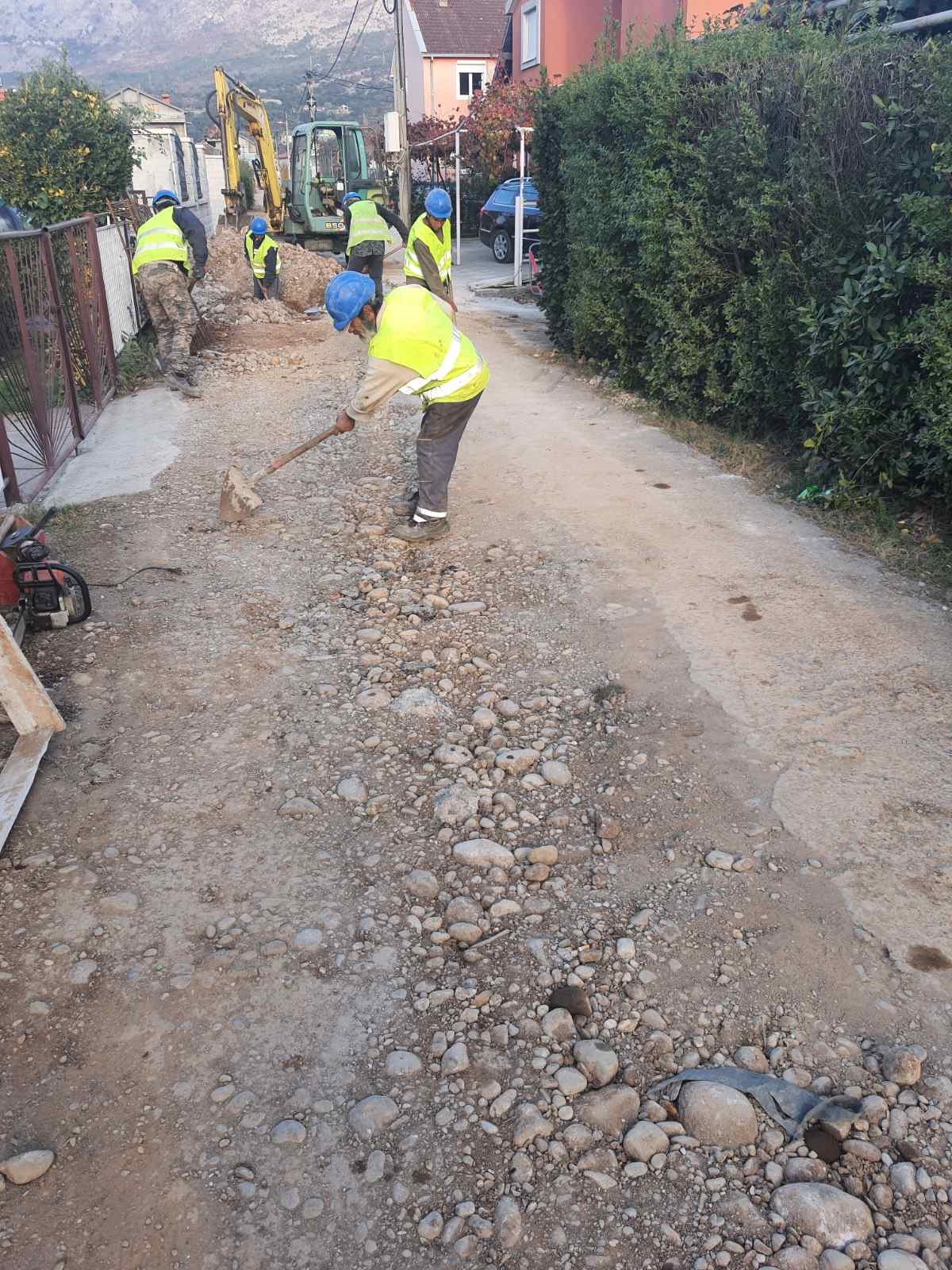 U okviru PPOV u Maslinama, Murtovini i Zagoriču do sada izgrađeno 3,9 km nove kanalizacione mreže