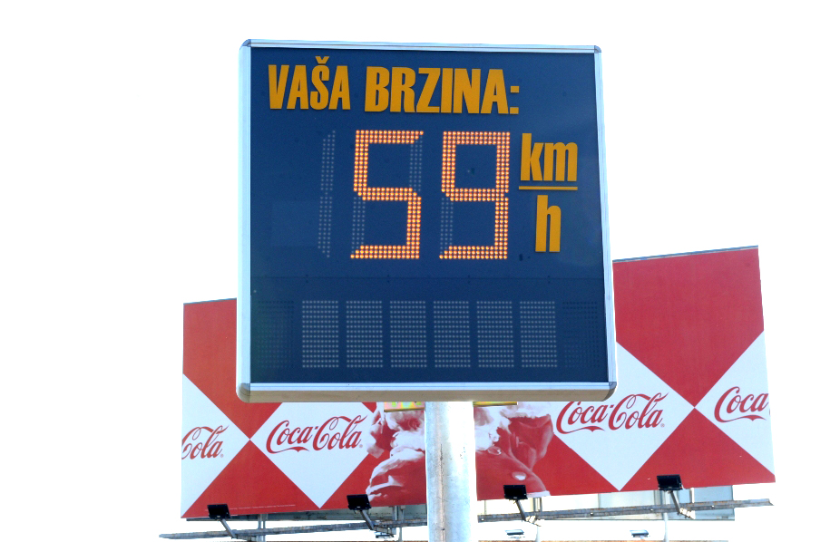 Podgorica dobila prvi informativni panel za mjerenje brzine vozila