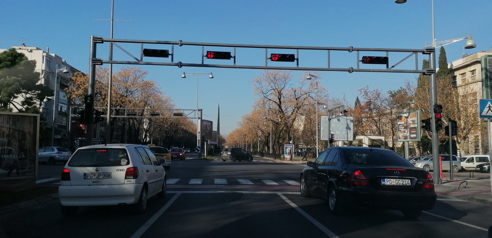 Nova svjetlosna signalizacija na Bulevaru Svetog Petra Cetinjskog