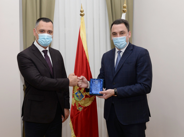 Vuković nagradio najbolje policajce: Ovogodišnje iskustvo pokazuje da Podgorica i Crna Gora i u najtežim vremenima bilježe pozitivne rezultate