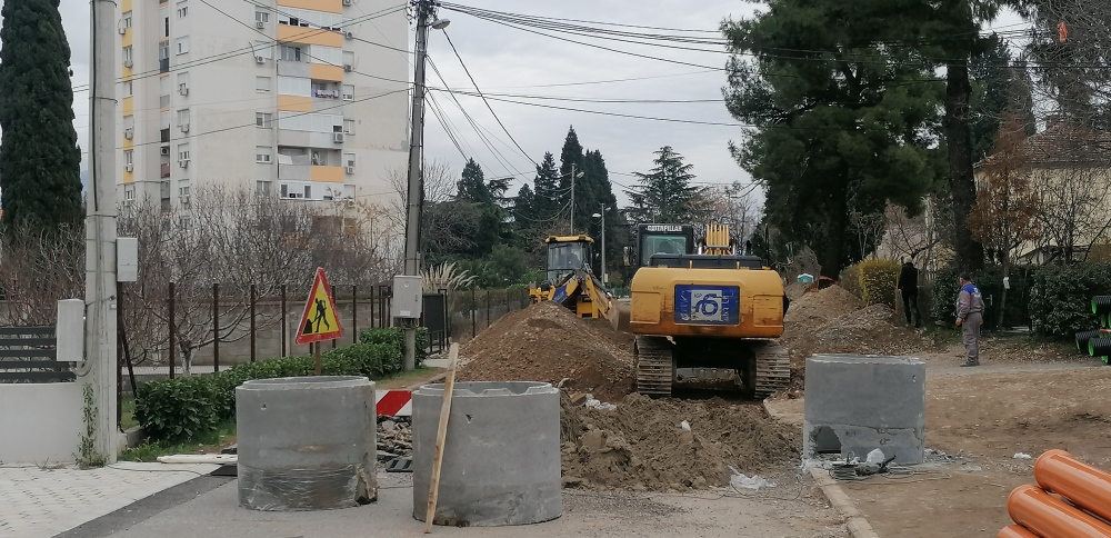U toku radovi na rekonstrukciji Ulice Buda Tomovića na Zabjelu