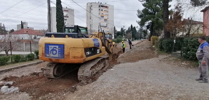 U toku radovi na rekonstrukciji Ulice Buda Tomovića na Zabjelu