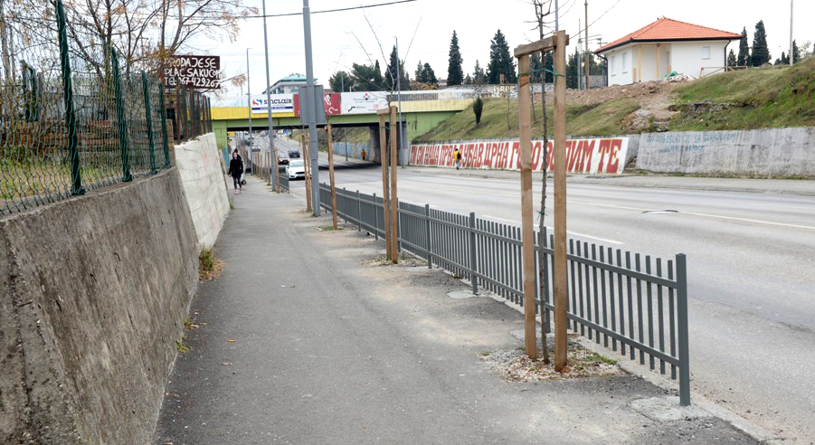 Postavljena zaštitna ograda u Ulici V proleterske brigade
