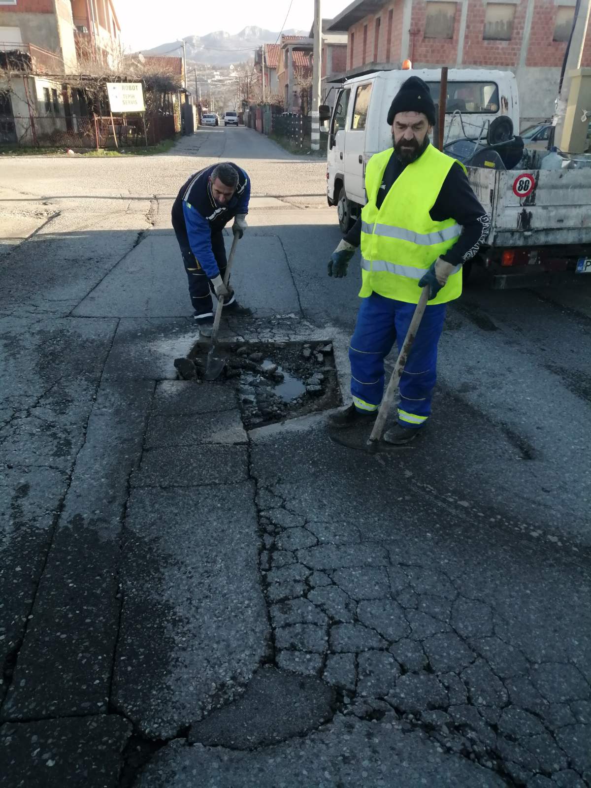 Putevi saniraju udarne rupe na teritoriji Podgorice