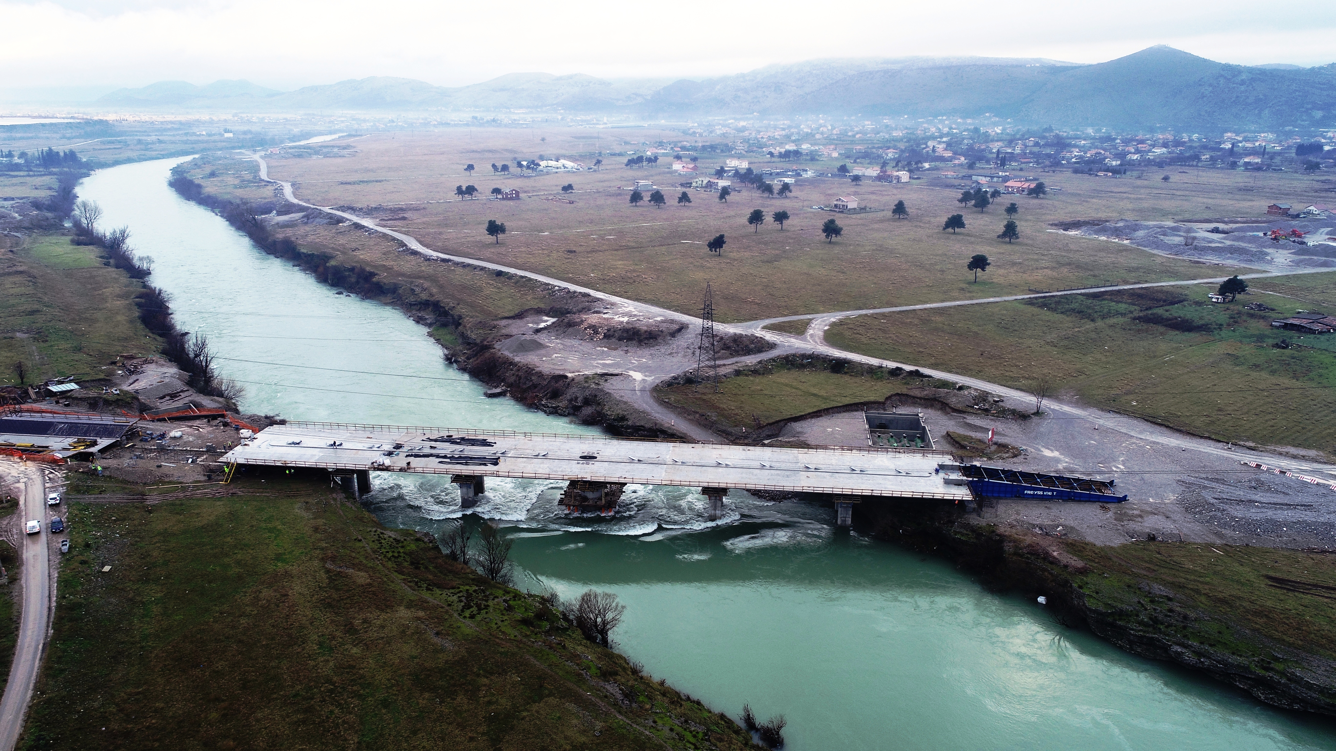 Most na Jugozapadnoj obilaznici spojio obale Morače: Podgorica uskoro dobija još jedan prepoznatljiv simbol grada