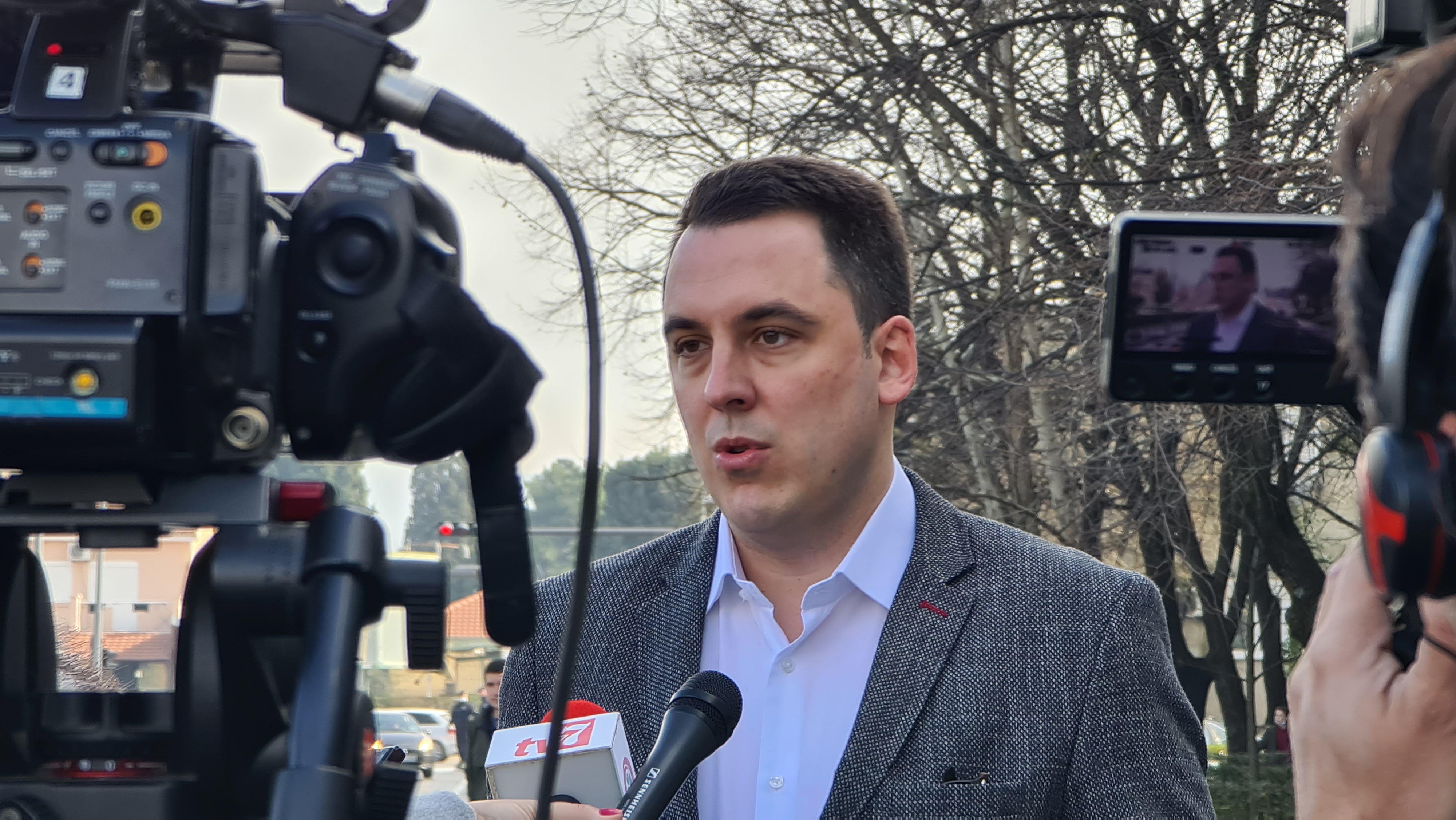Završena rekonstrukcija dijela Ulice Bracana Bracanovića; Glavni grad i u ovoj godini nastavlja da unapređuje saobraćajnu infrastrukturu