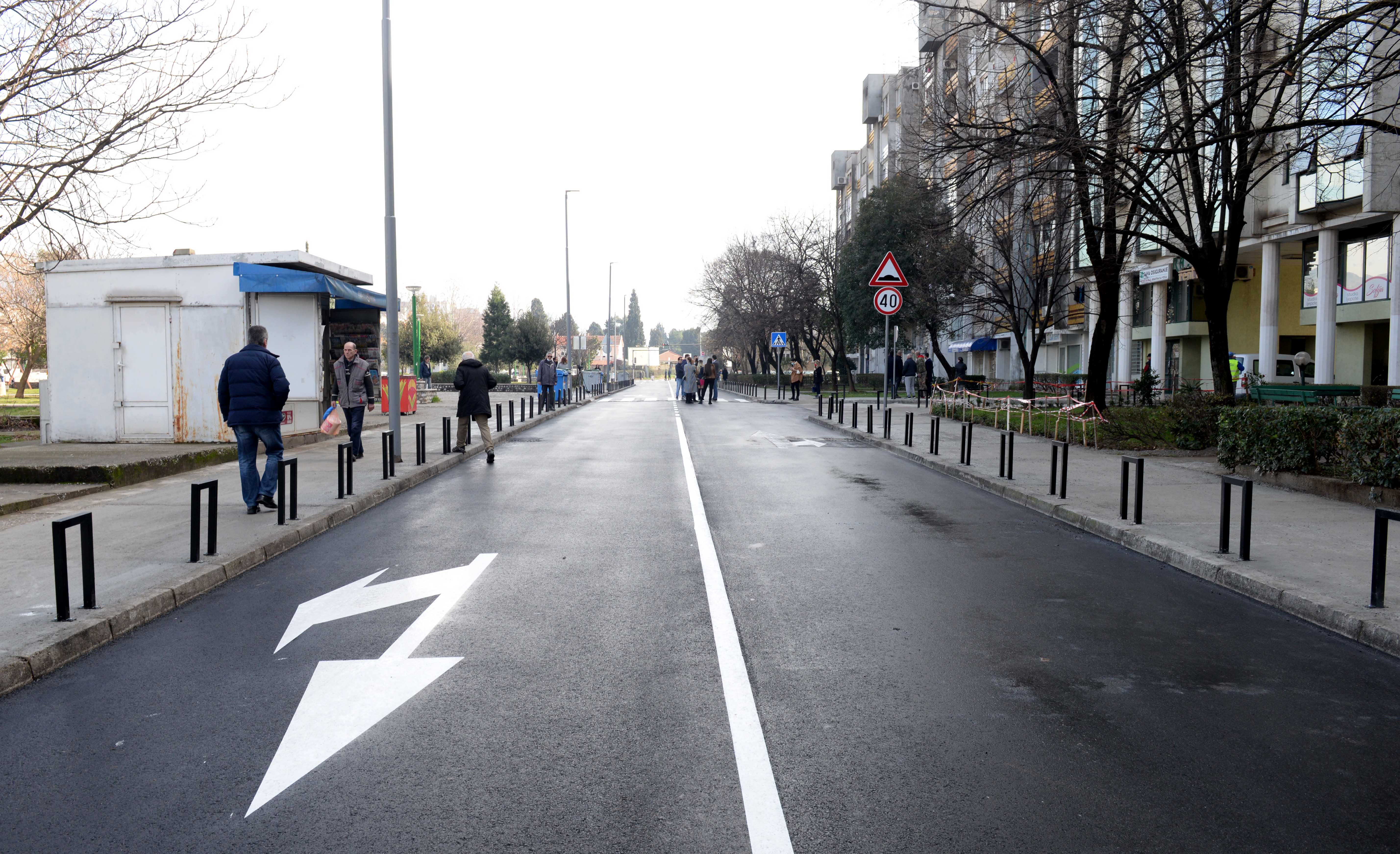 Završena rekonstrukcija dijela Ulice Bracana Bracanovića; Glavni grad i u ovoj godini nastavlja da unapređuje saobraćajnu infrastrukturu