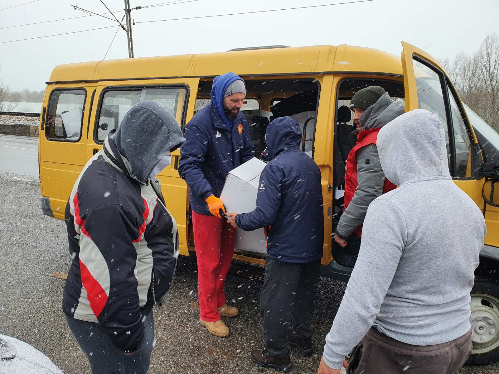 Stanovnicima Vranjine uručeni paketi hrane