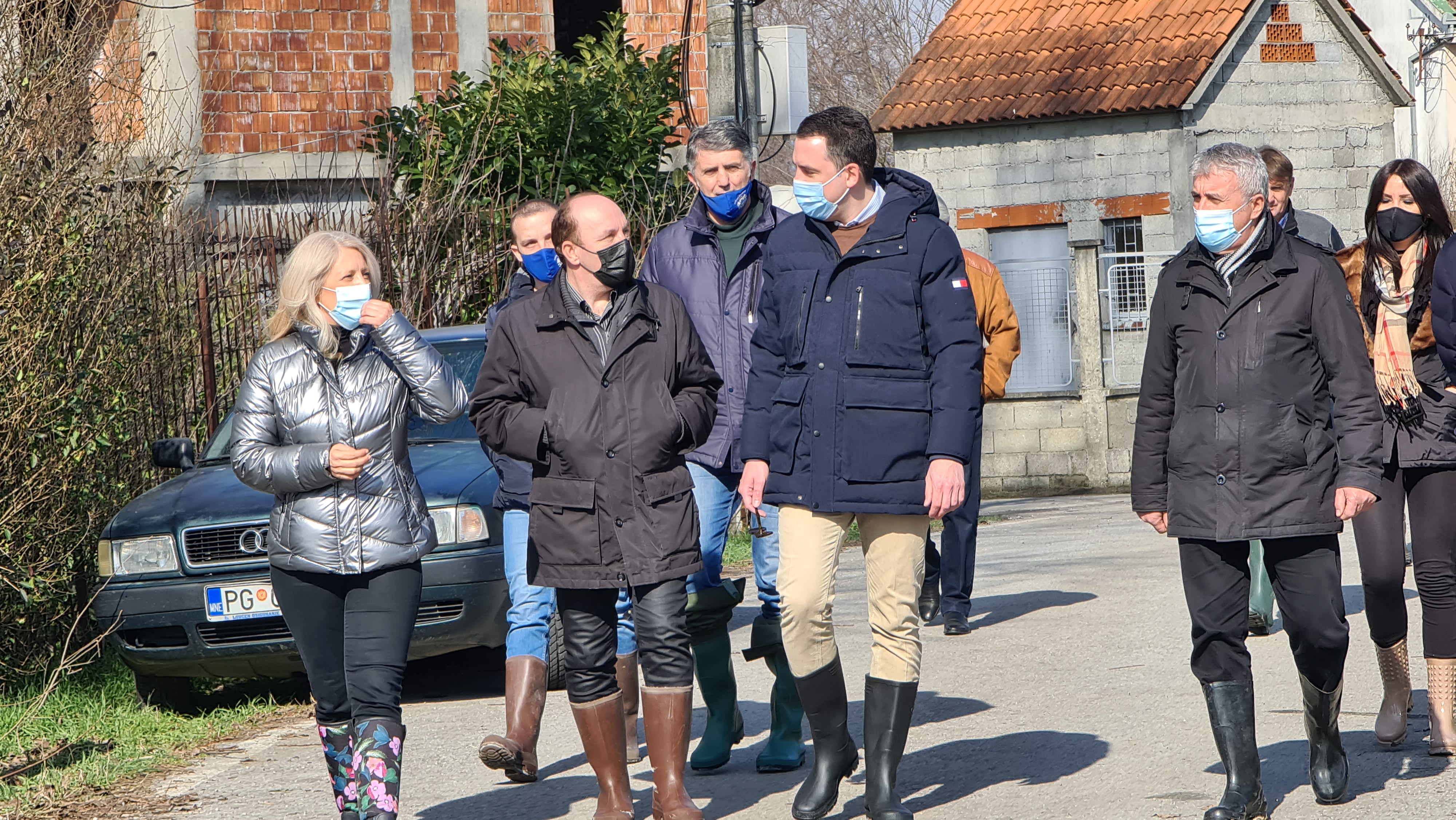 Vuković i Stajović obišli poplavljena područja u opštini Golubovci