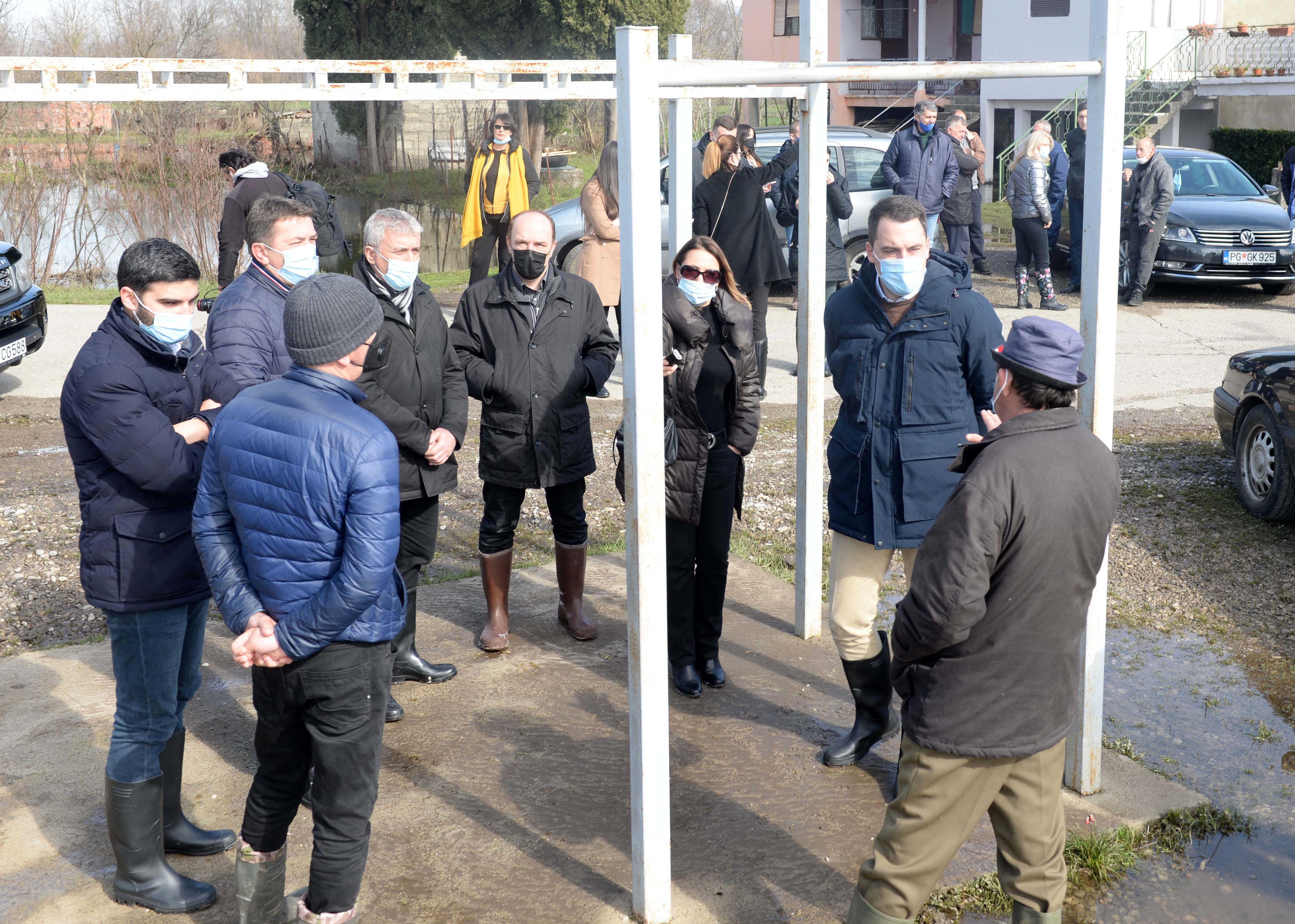 Vuković i Stajović obišli poplavljena područja u opštini Golubovci