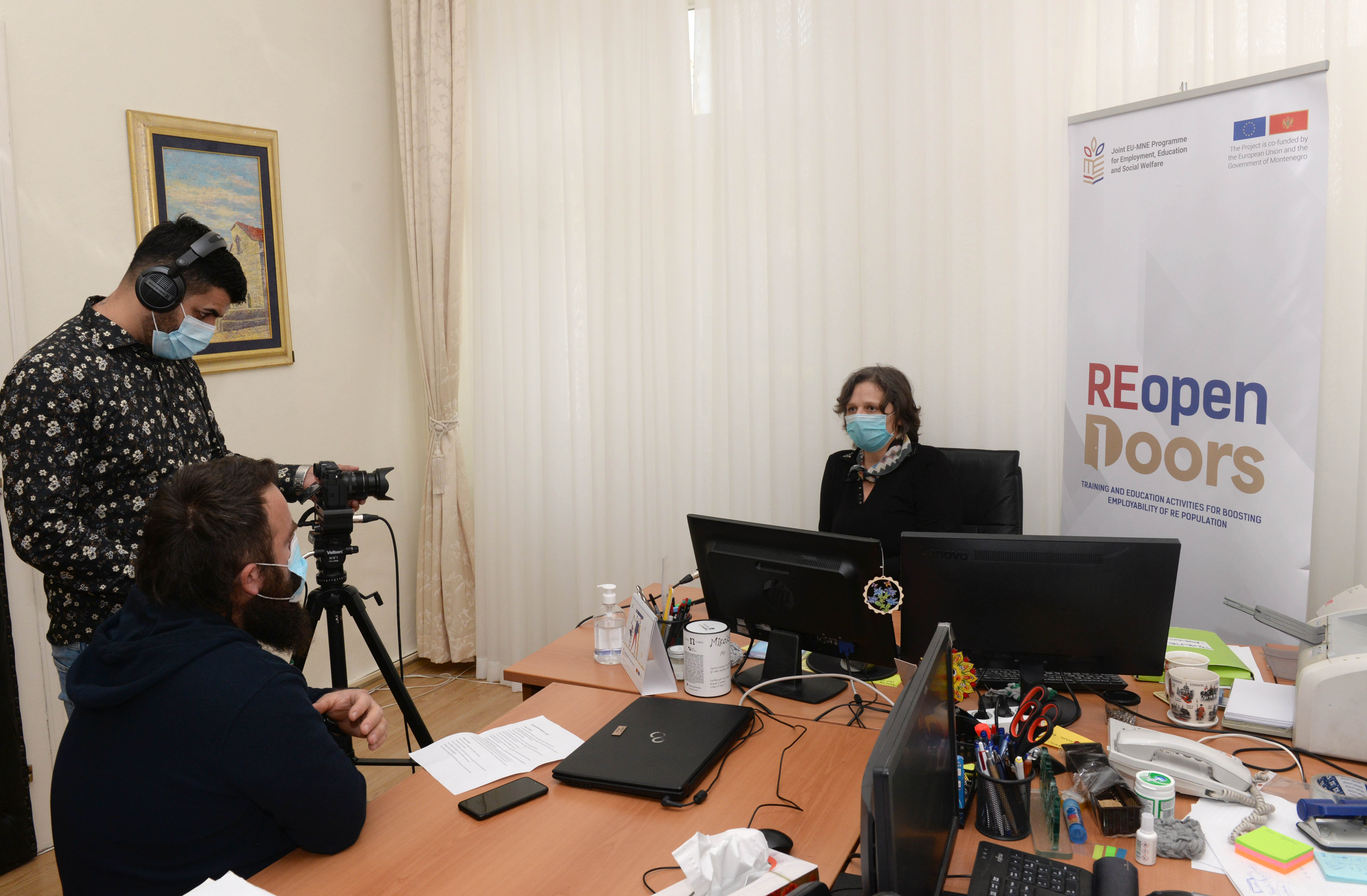 Projekat REopen Doors: Tokom stažiranja u Glavnom gradu mladi Romi i Egipćani pokazuju visok stepen znanja i vještina
