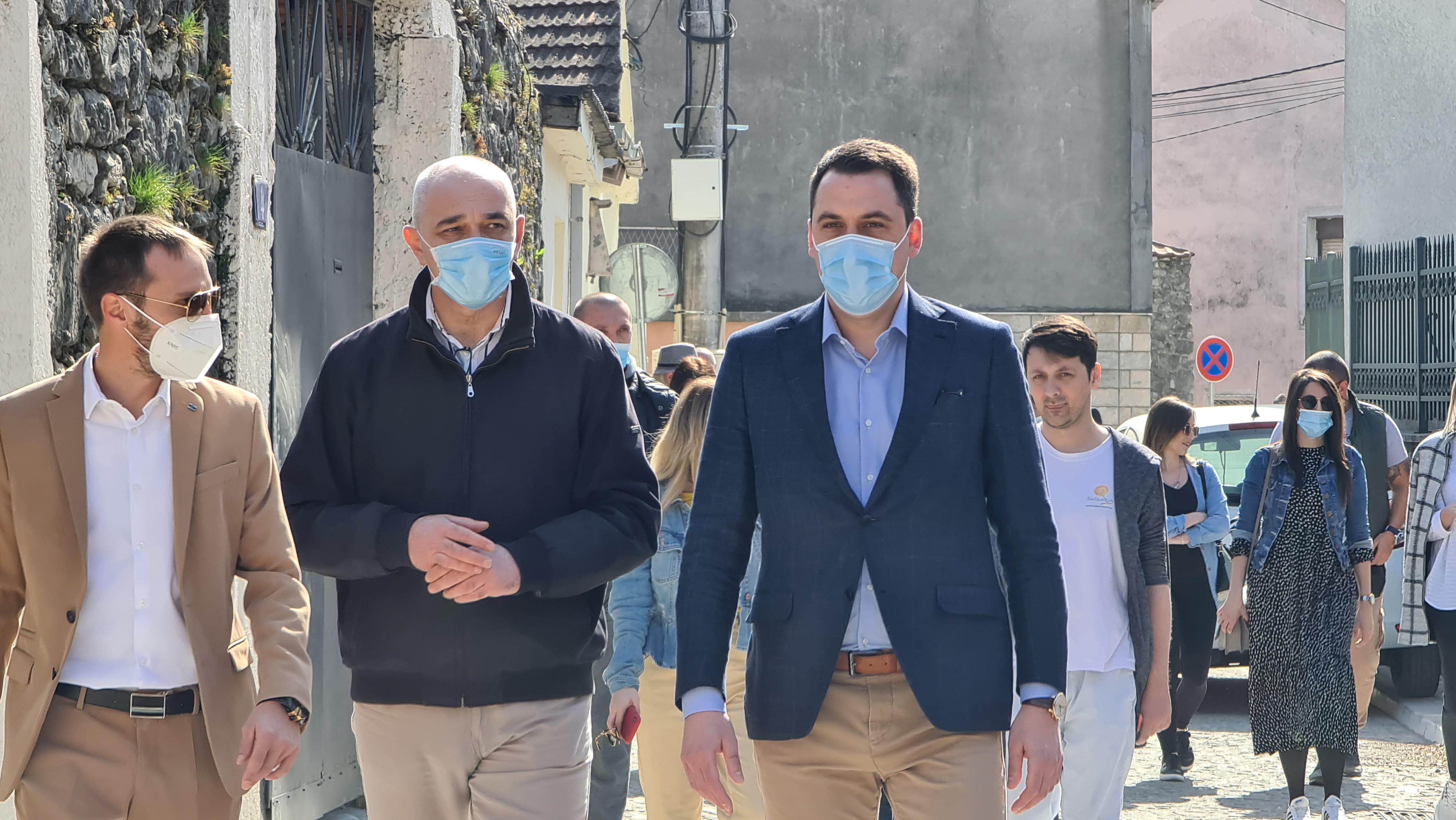 Završena rekonstrukcija ulica Keše Đurovića i Predgrad; VUKOVIĆ: Ponosan sam što na pravi način vraćamo duh Staroj varoši