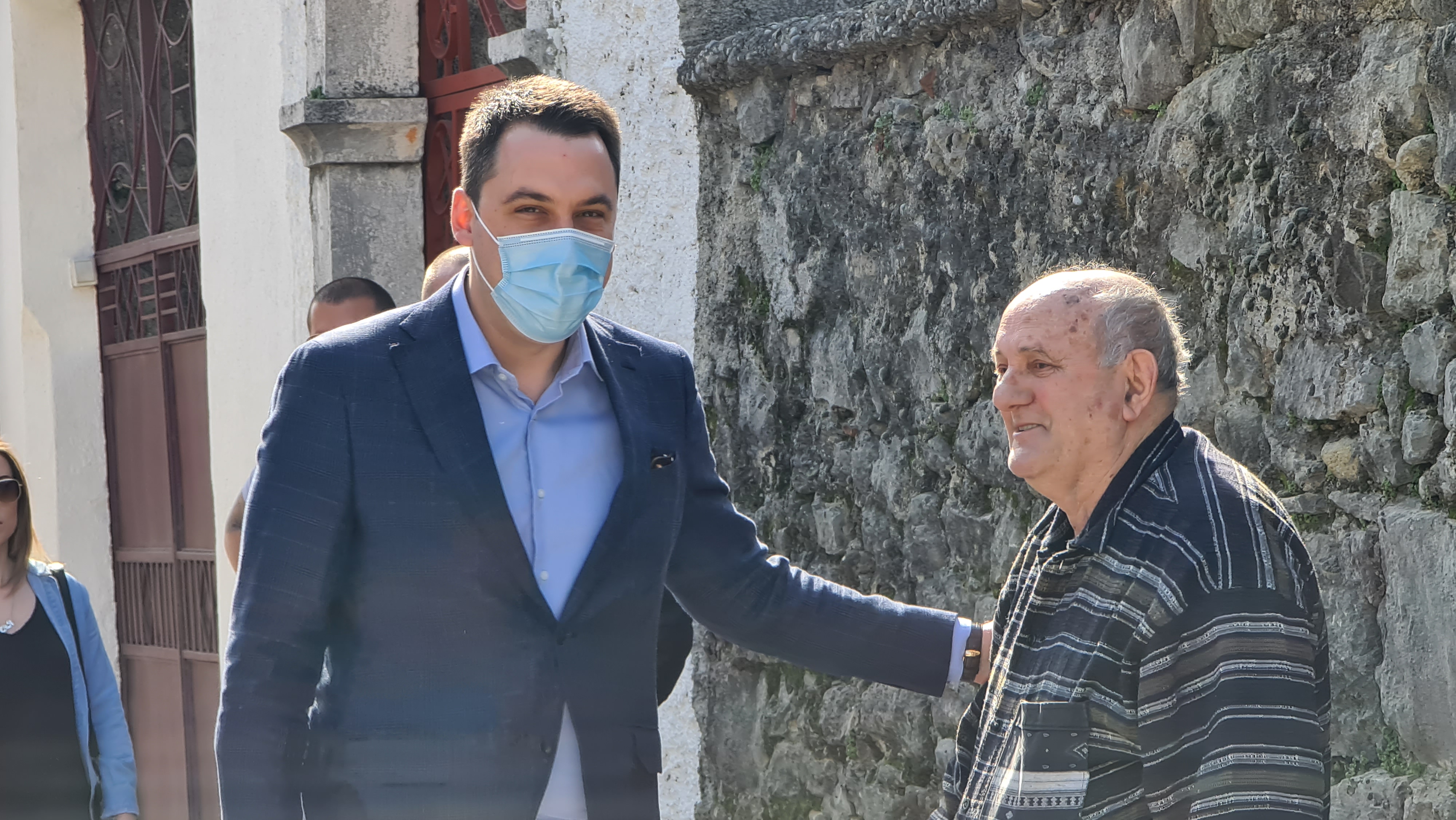 Završena rekonstrukcija ulica Keše Đurovića i Predgrad; VUKOVIĆ: Ponosan sam što na pravi način vraćamo duh Staroj varoši