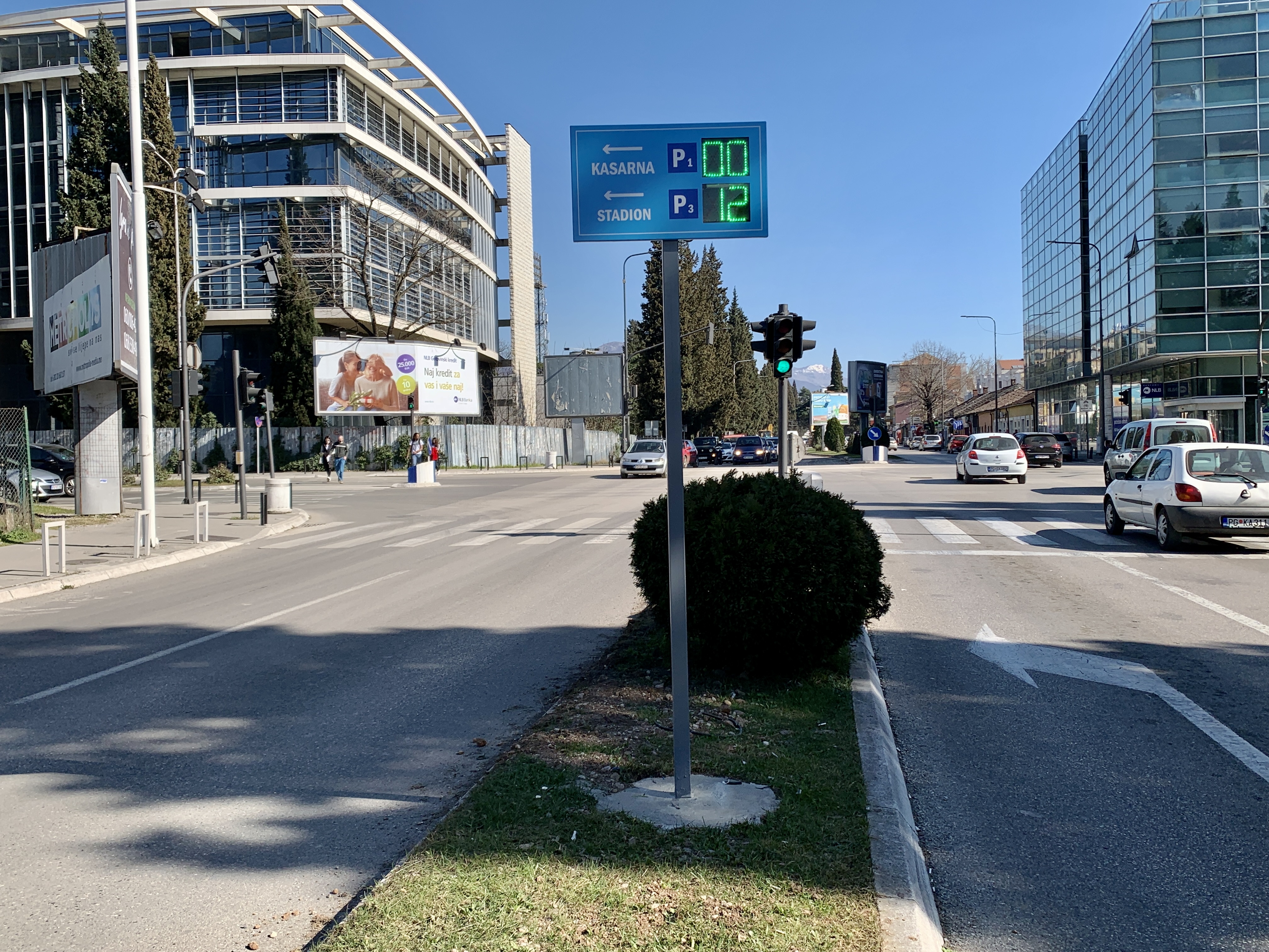 Parking servis Podgorica nastavlja da unapređuje usluge; Info led table o slobodnim parking mjestima postavljene na Bulevaru Ivana Crnojevića