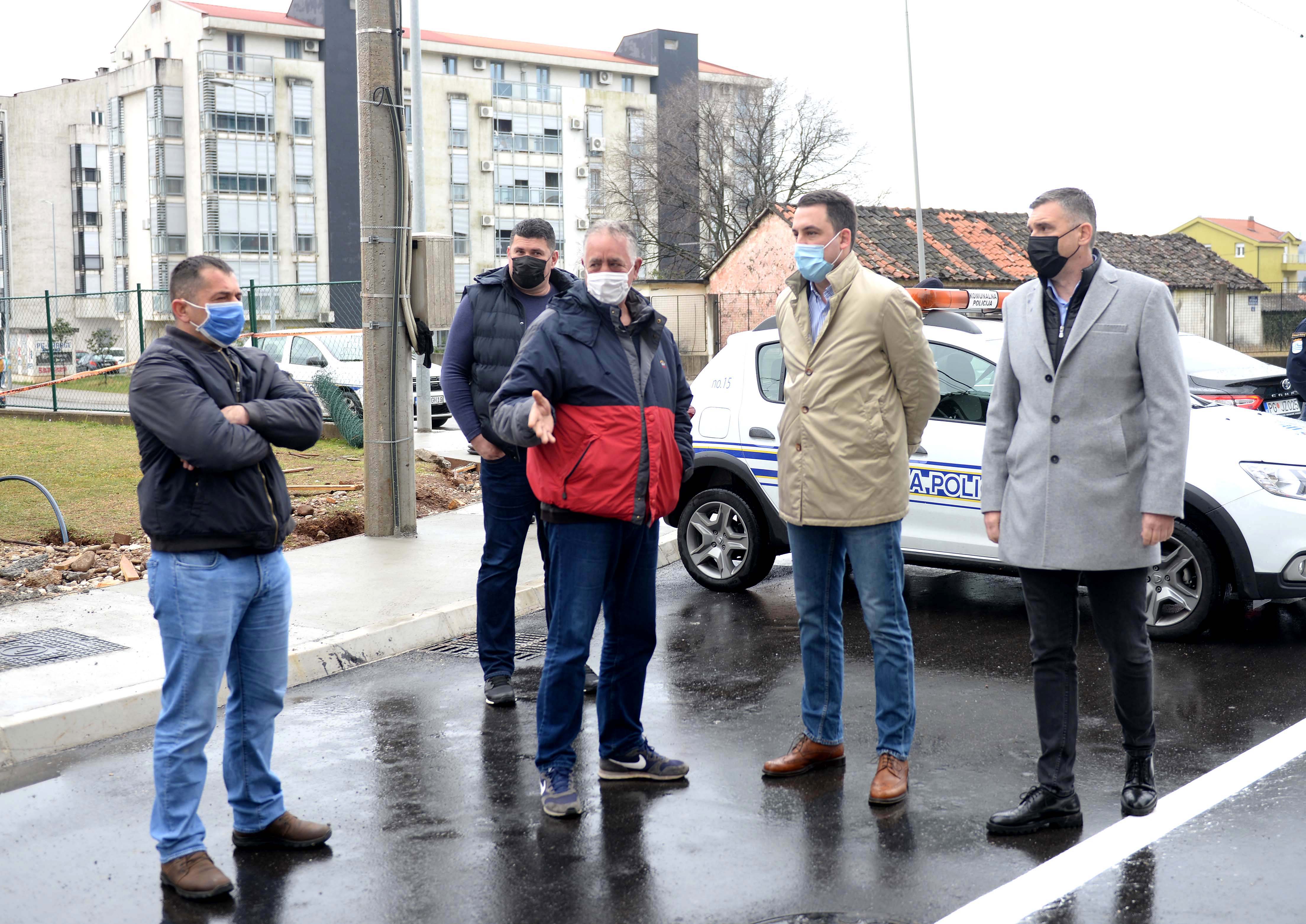 Završena rekonstrukcija Ulice Arsenija Boljevića vrijedna 390.000 eura; Najkraća saobraćajna veza između Ankarskog bulevara i Ulice Marka Radovića dobila potpuno novi izgled
