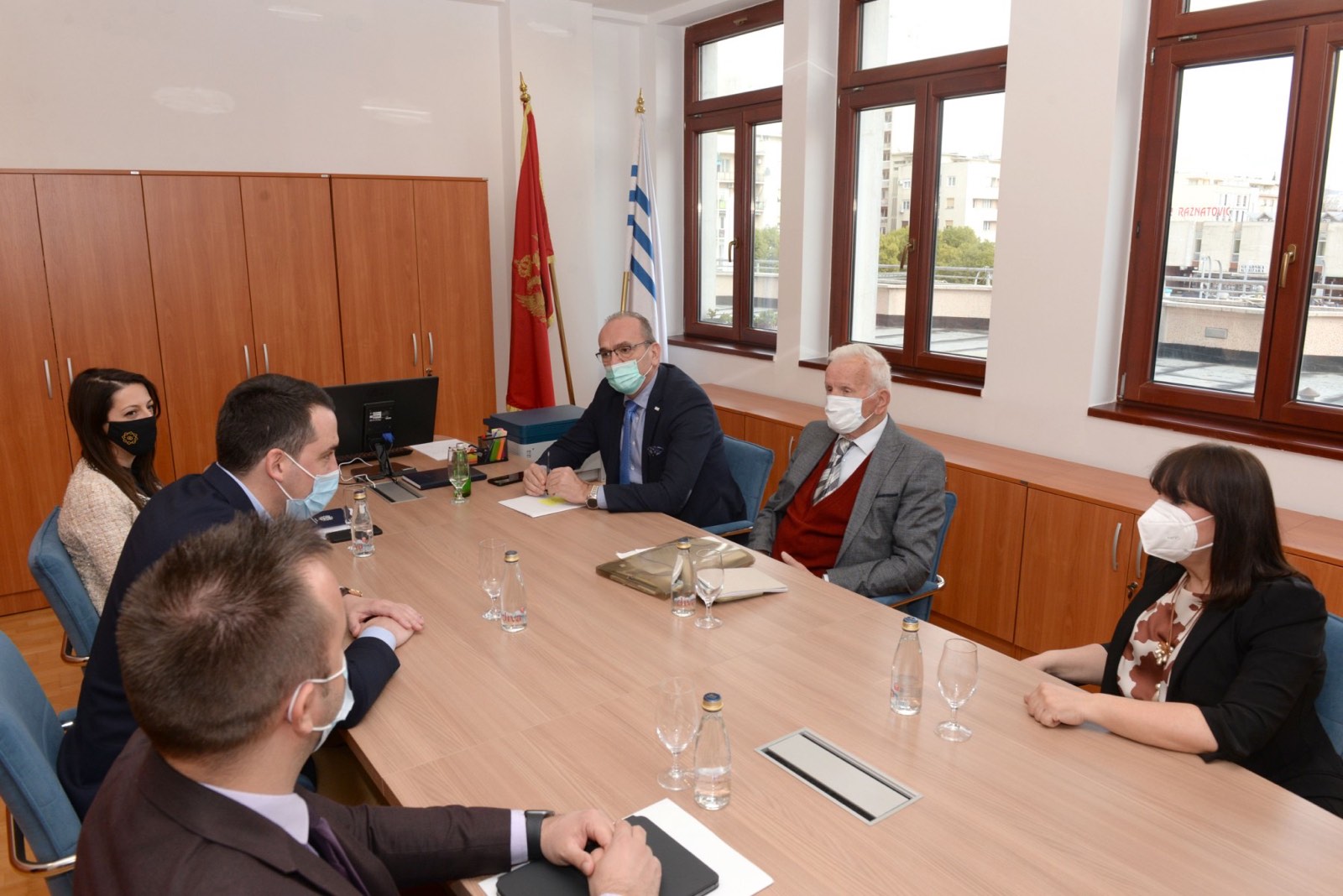 Uskoro sveobuhvatna edukativna kampanja o značaju poštovanja mjera