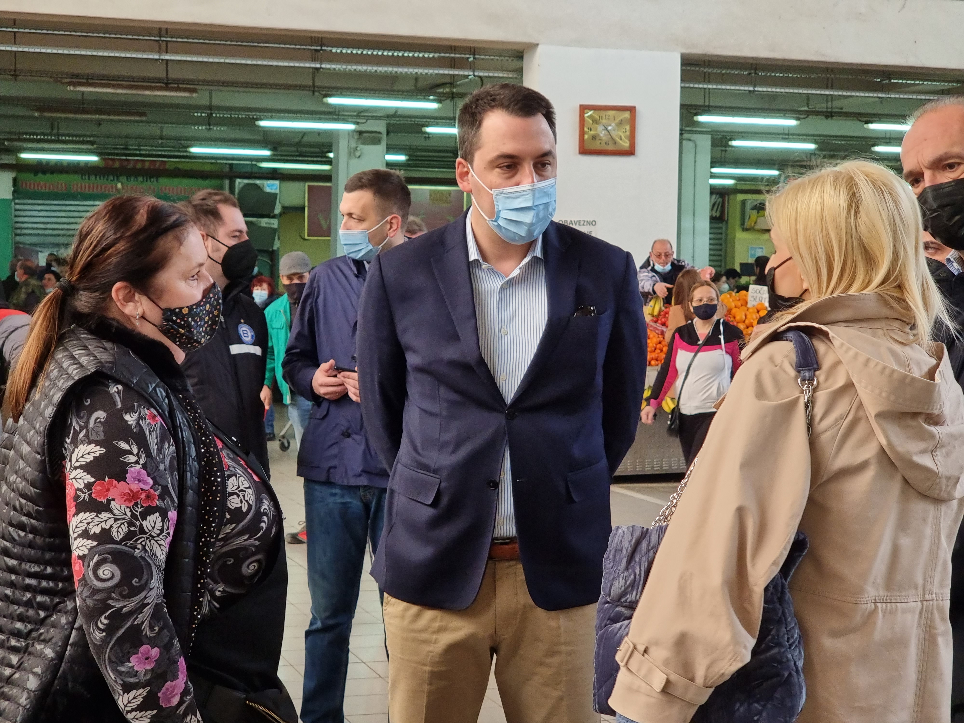 Vuković obišao "Tržnice i pijace" Podgorice: Glavni grad nastavlja da ulaže u infrastrukturu i unapređuje pijačne usluge