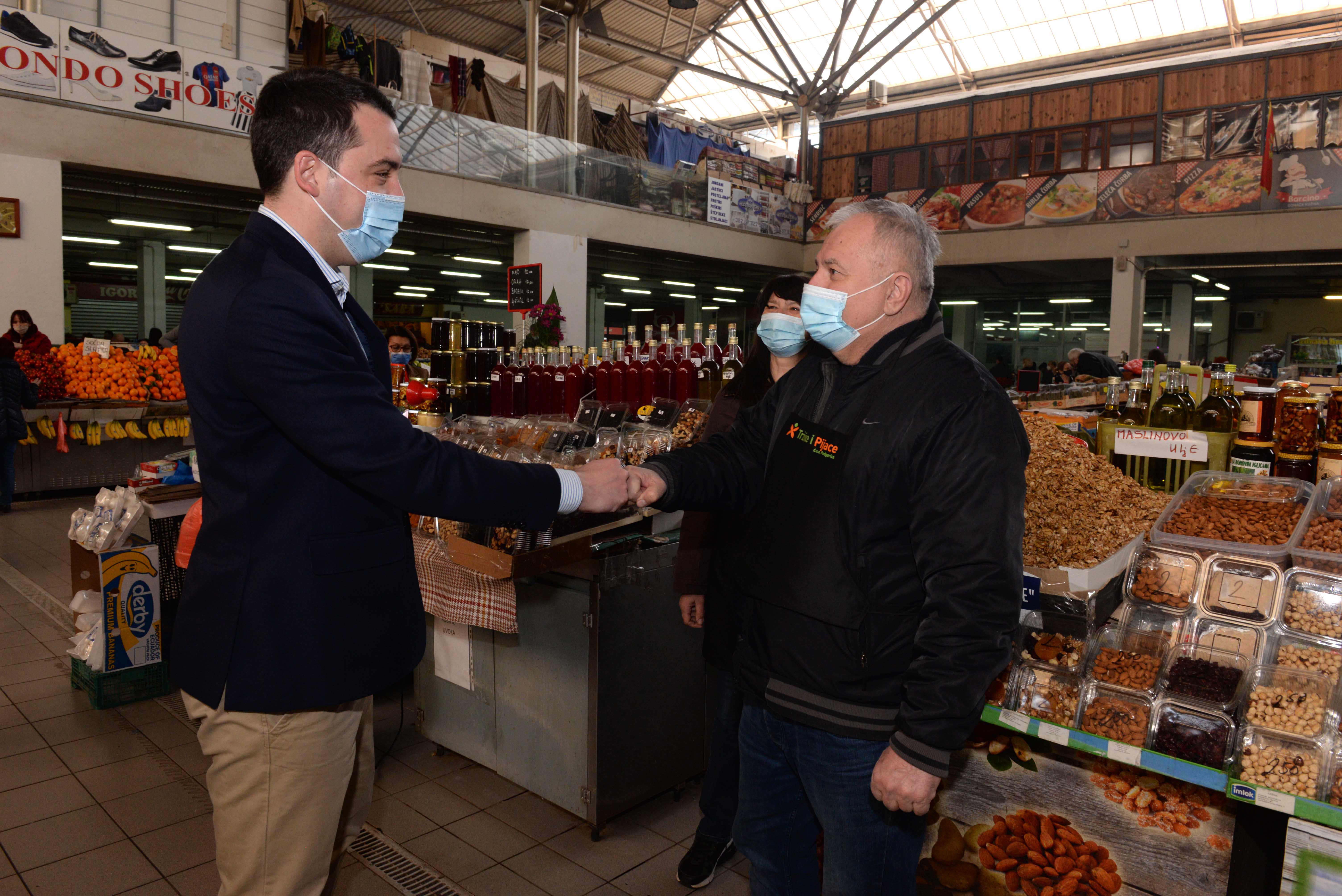 Vuković obišao "Tržnice i pijace" Podgorice: Glavni grad nastavlja da ulaže u infrastrukturu i unapređuje pijačne usluge