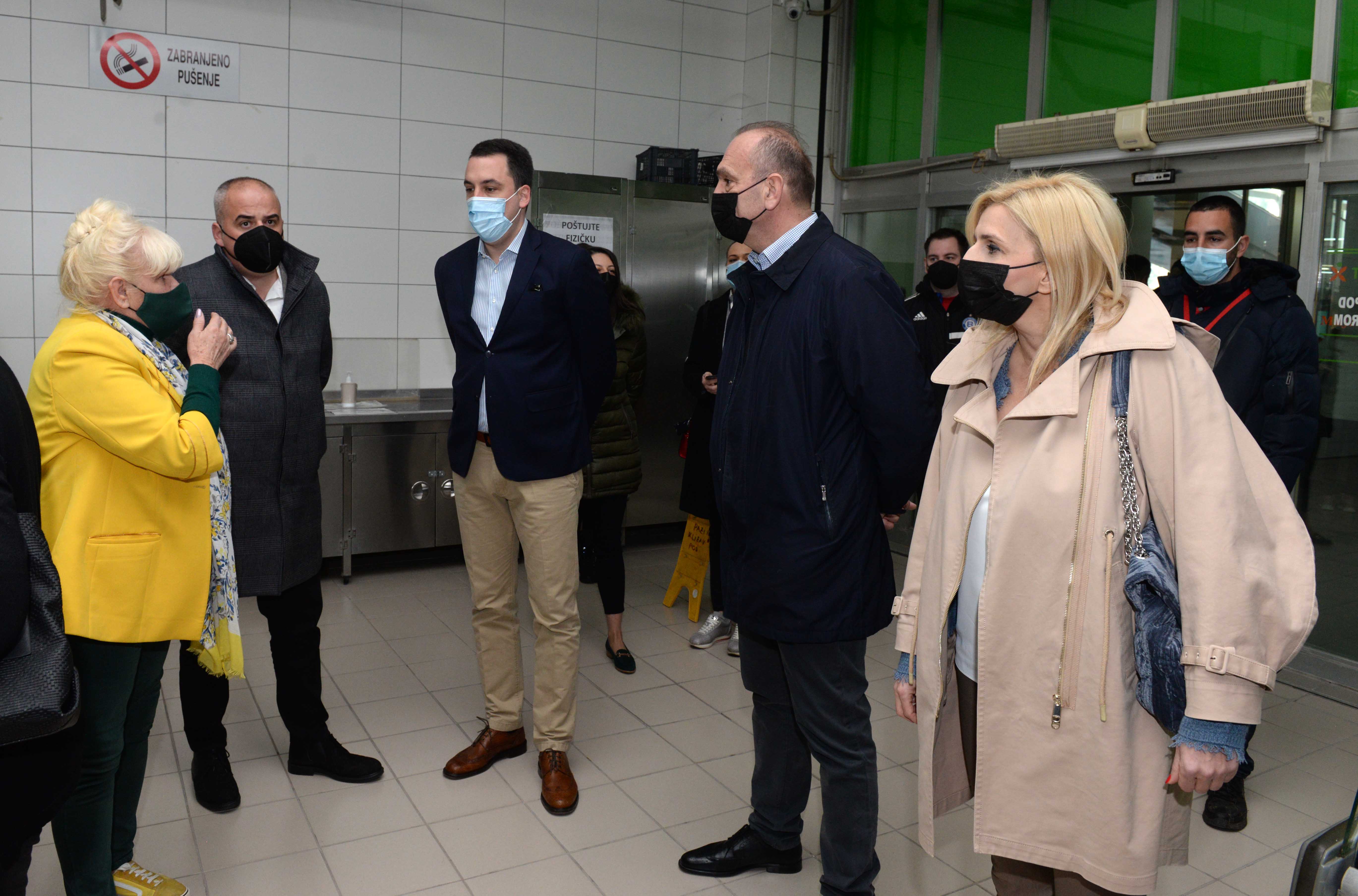 Vuković obišao "Tržnice i pijace" Podgorice: Glavni grad nastavlja da ulaže u infrastrukturu i unapređuje pijačne usluge