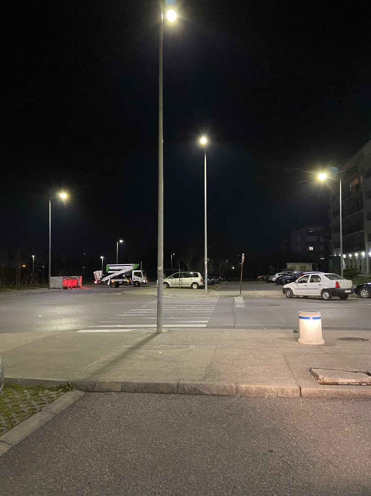 Nova rasvjeta u Ulici Marka Radovića; Ugrađene LED svjetiljke vrijedne 15.000 eura