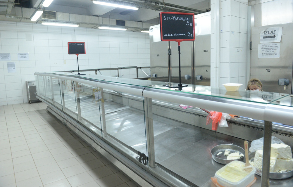 Uskoro javni poziv za zakup slobodnih tezgi i poslovnih prostora u tržnim centrima Pobrežje, Bazar i Forum