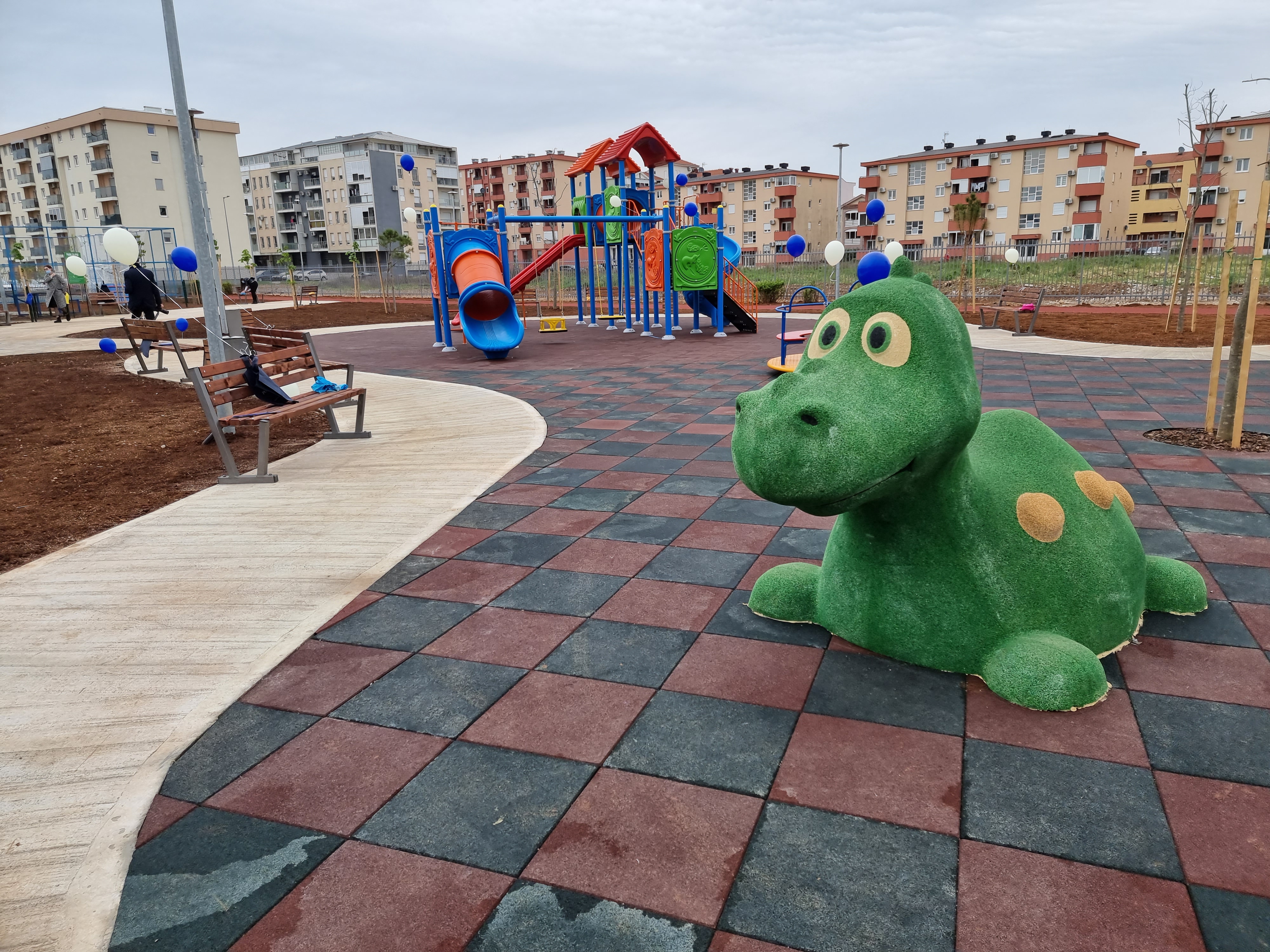 Podgorica dobila još jedan park; Na Zabjelu savremeno opremljen multifunkcionalni prostor na 5.000 m2
