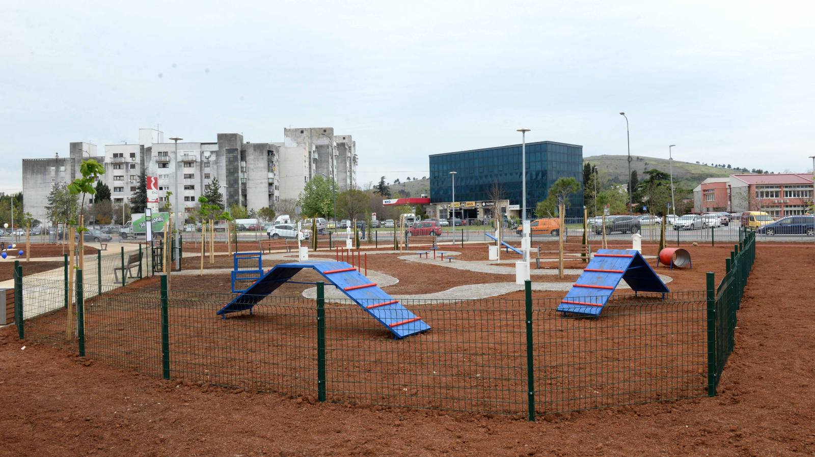 Podgorica dobila još jedan park; Na Zabjelu savremeno opremljen multifunkcionalni prostor na 5.000 m2