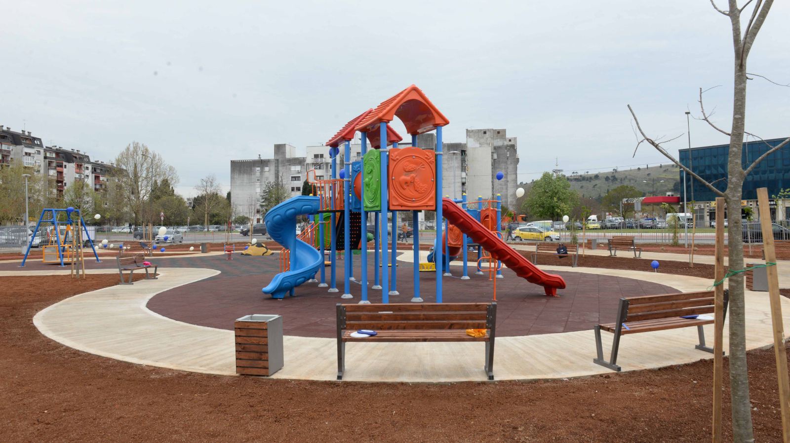 Podgorica dobila još jedan park; Na Zabjelu savremeno opremljen multifunkcionalni prostor na 5.000 m2