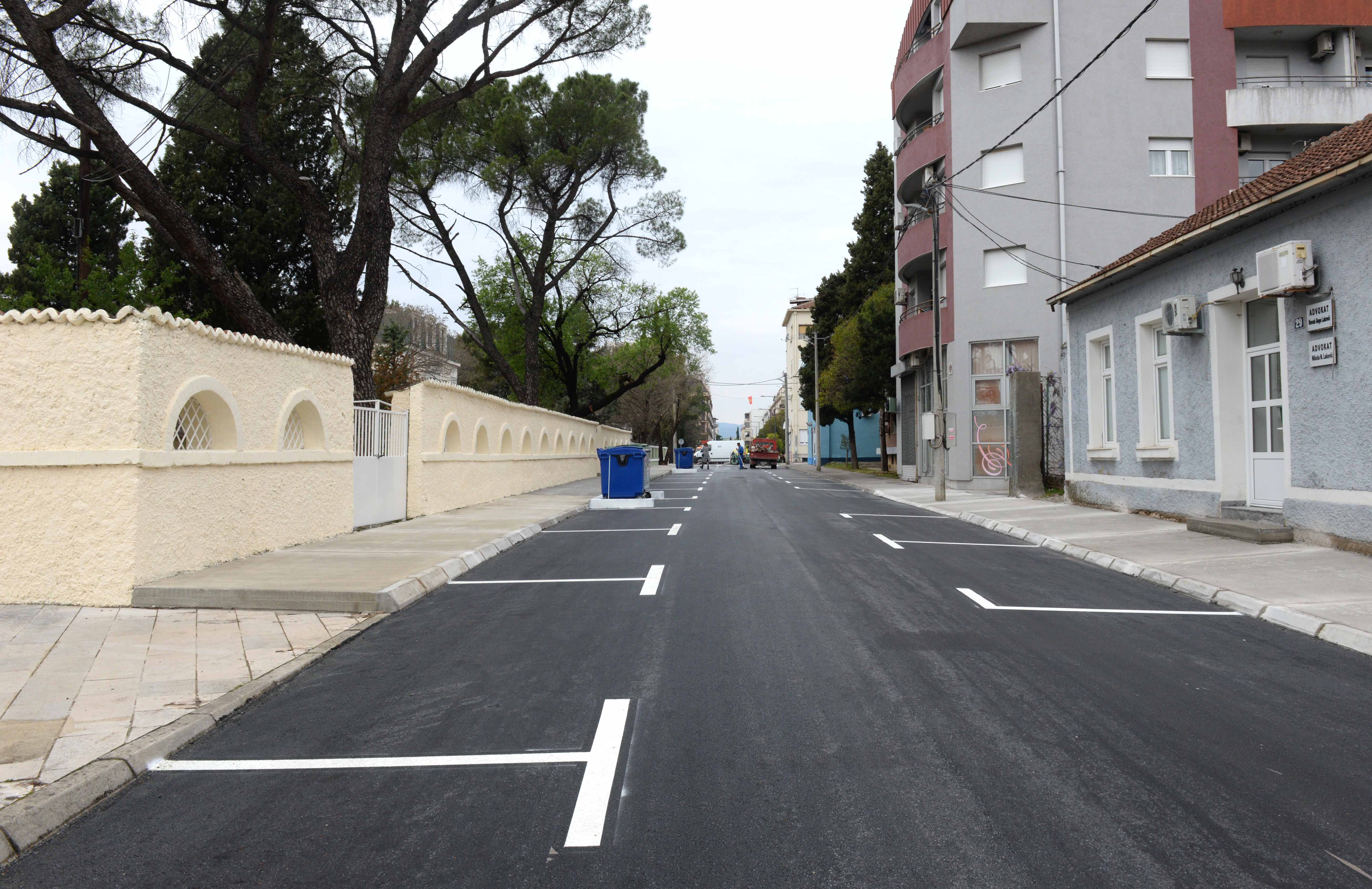 Rekonstruisan drugi dio Ulice Vuka Karadžića; Još jedna ulica u centru Podgorice u novom ruhu
