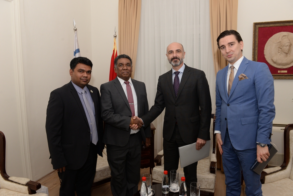 Ambasador Šri Lanke: Veliki broj kranova u Podgorici najbolji indikator razvoja