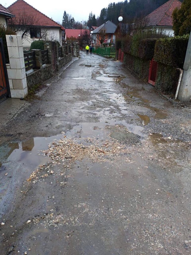 Putevi nastavljaju sanaciju oštećenog asfaltnog kolovoza nakon ugradnje vodovodne mreže u Vranićima